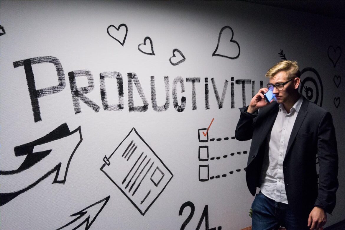 LOGICAL LINK BETWEEN PRODUCTIVITY AND TIME MANAGEMENT
